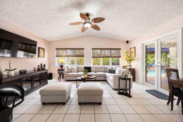 $1,275,000 | 8610 Southwest 83rd Street, Miami, FL 33143