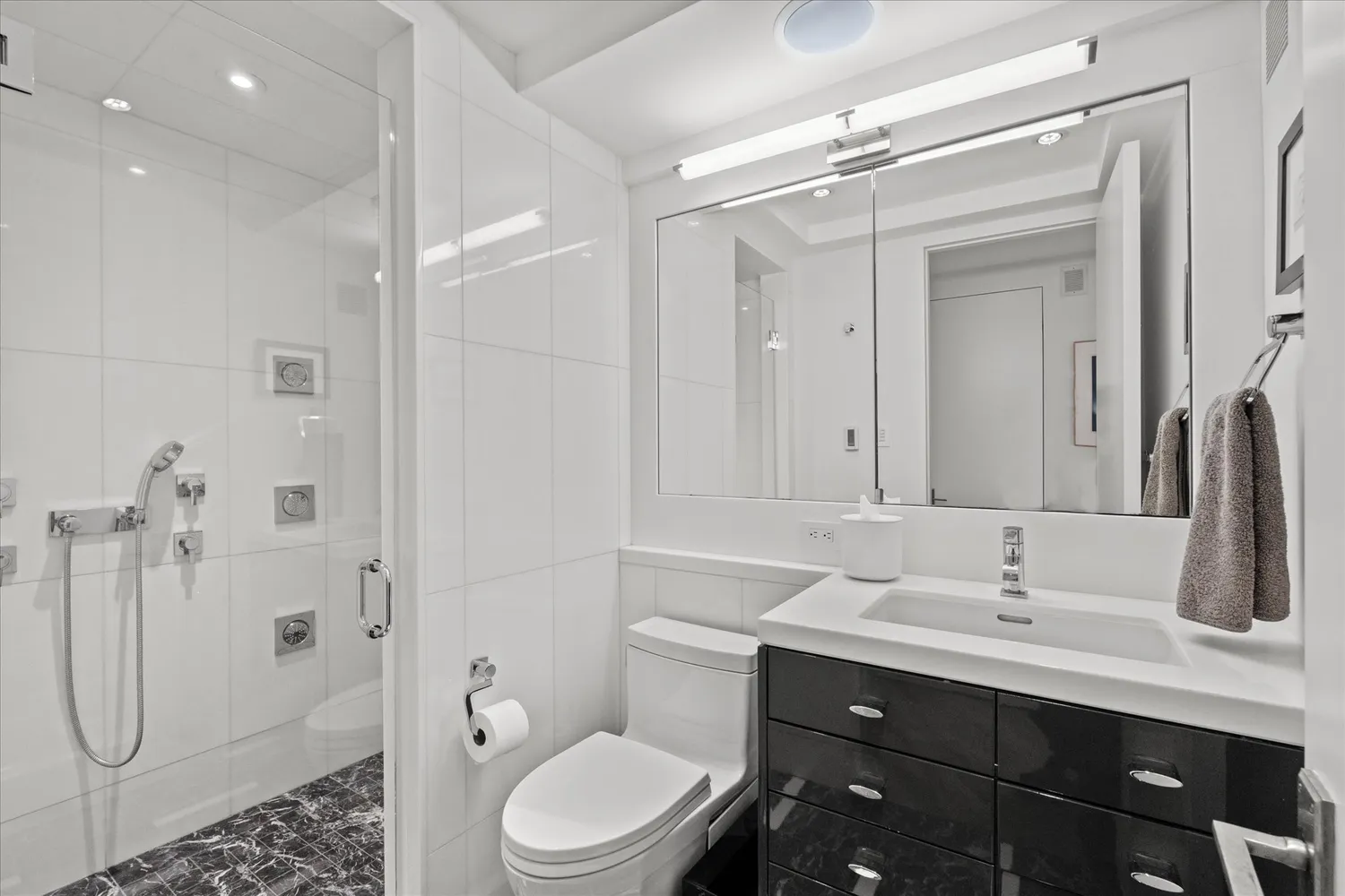 Contact Agent | 700 New Hampshire Avenue Northwest, Unit 708/709, Washington, DC 20037