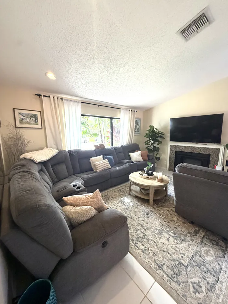 $559,900 | 154 Rosewood Circle, Jupiter, FL 33458