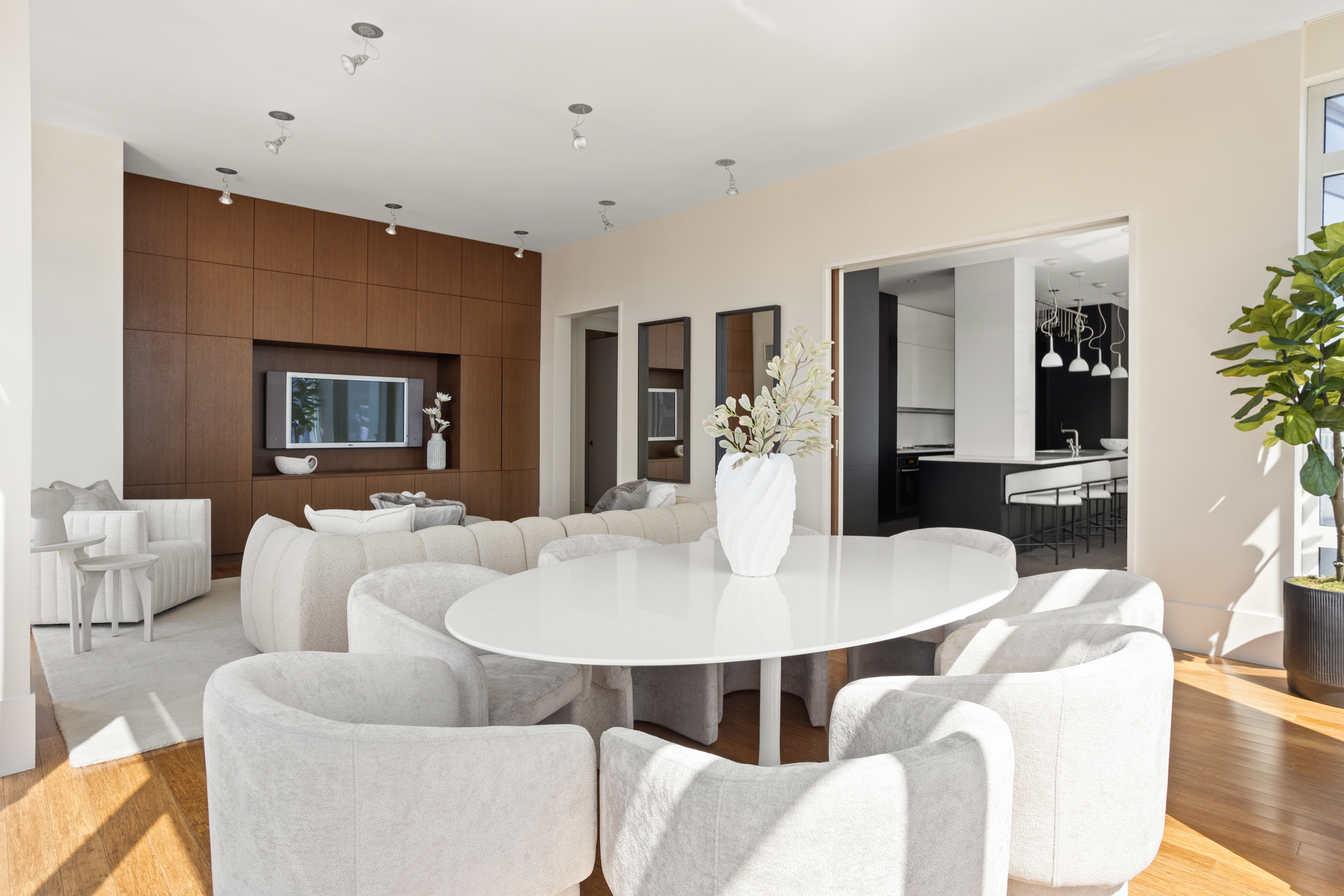 255 East 74th Street, Unit 21B Manhattan, NY 10021 - Photo 4 of 40 a living room with furniture and a table