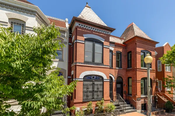 Contact Agent | Wallach Place Northwest, Washington, DC 20009