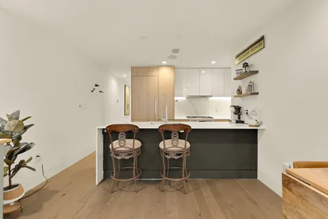 $575,000 | 4013 Davis Place Northwest, Unit Undisclosed, Washington, DC 20007