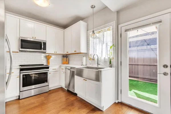 $440,000 | 3601 Las Colinas Drive, Unit C, Austin, TX 78731