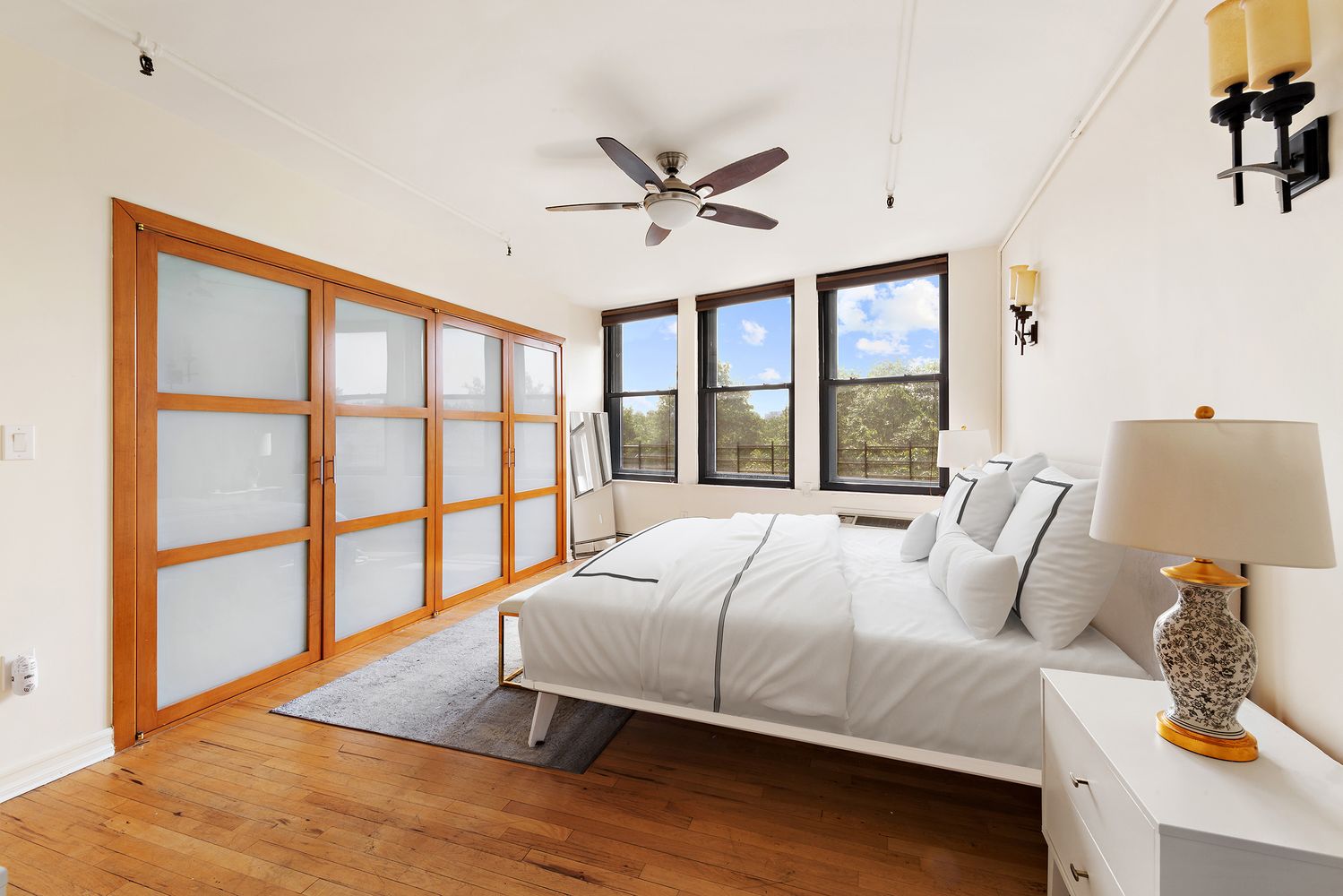 $2,600,000 | 166 Bank Street, Unit 3A | West Village