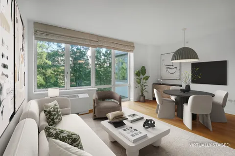 $1,095,000 | 80 Riverside Boulevard, Unit 4H | Upper West Side