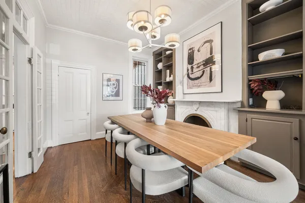 Contact Agent | 1515 T Street Northwest, Washington, DC 20009