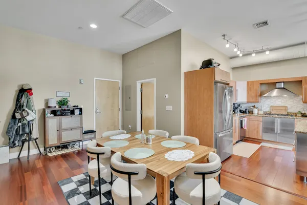 $575,000 | 10 Ocean Avenue, Unit 403, Revere, MA 02151