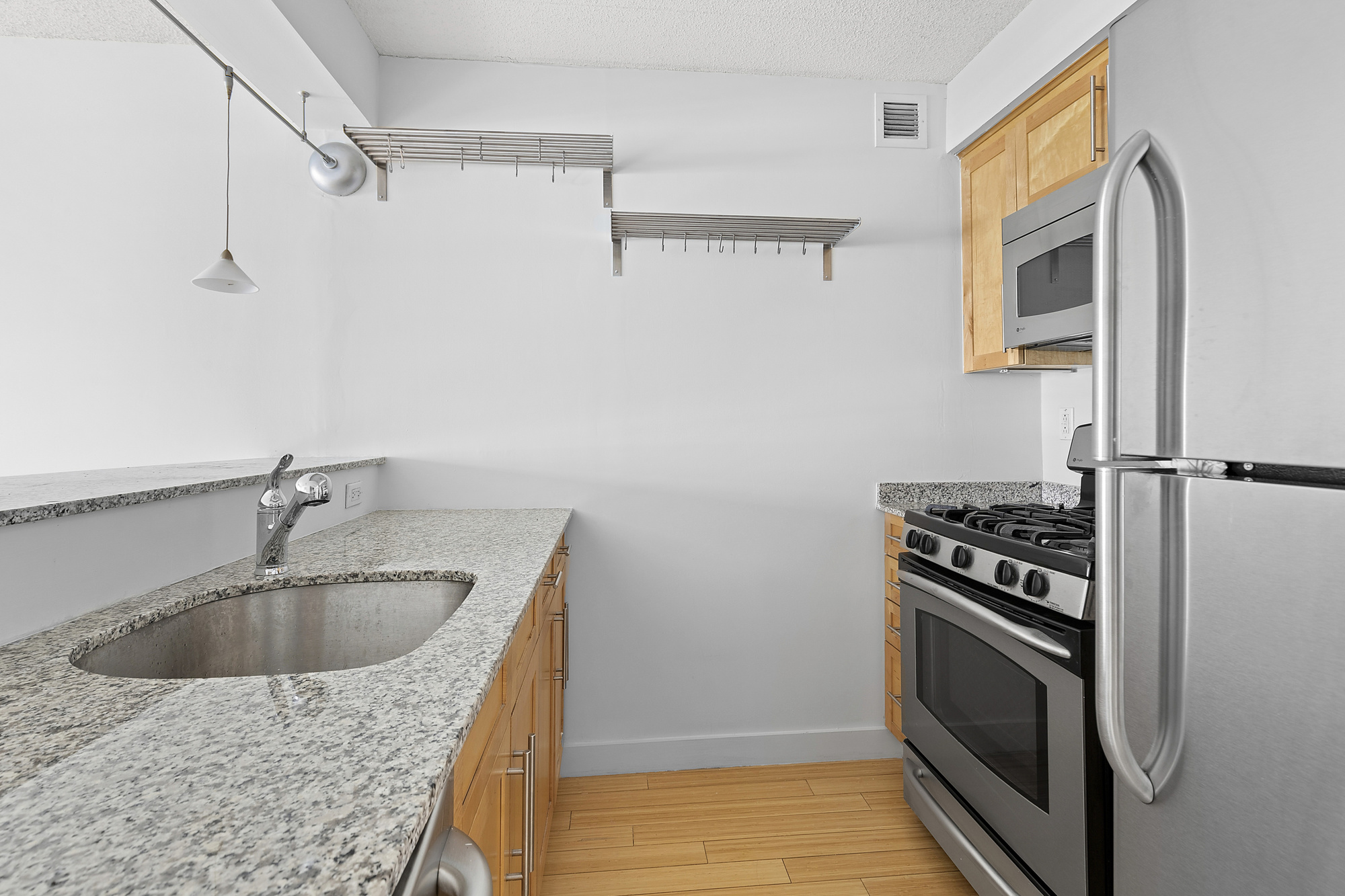 516 West 47th Street, Unit S3E Manhattan, NY 10036 - Photo 4 of 14