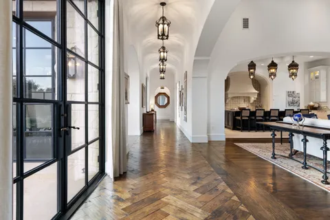 $11,900,000 | 6001 Krause Lane, Austin, TX 78738