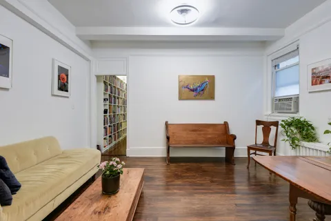 $675,000 | 264 Lexington Avenue, Unit 1D | Murray Hill