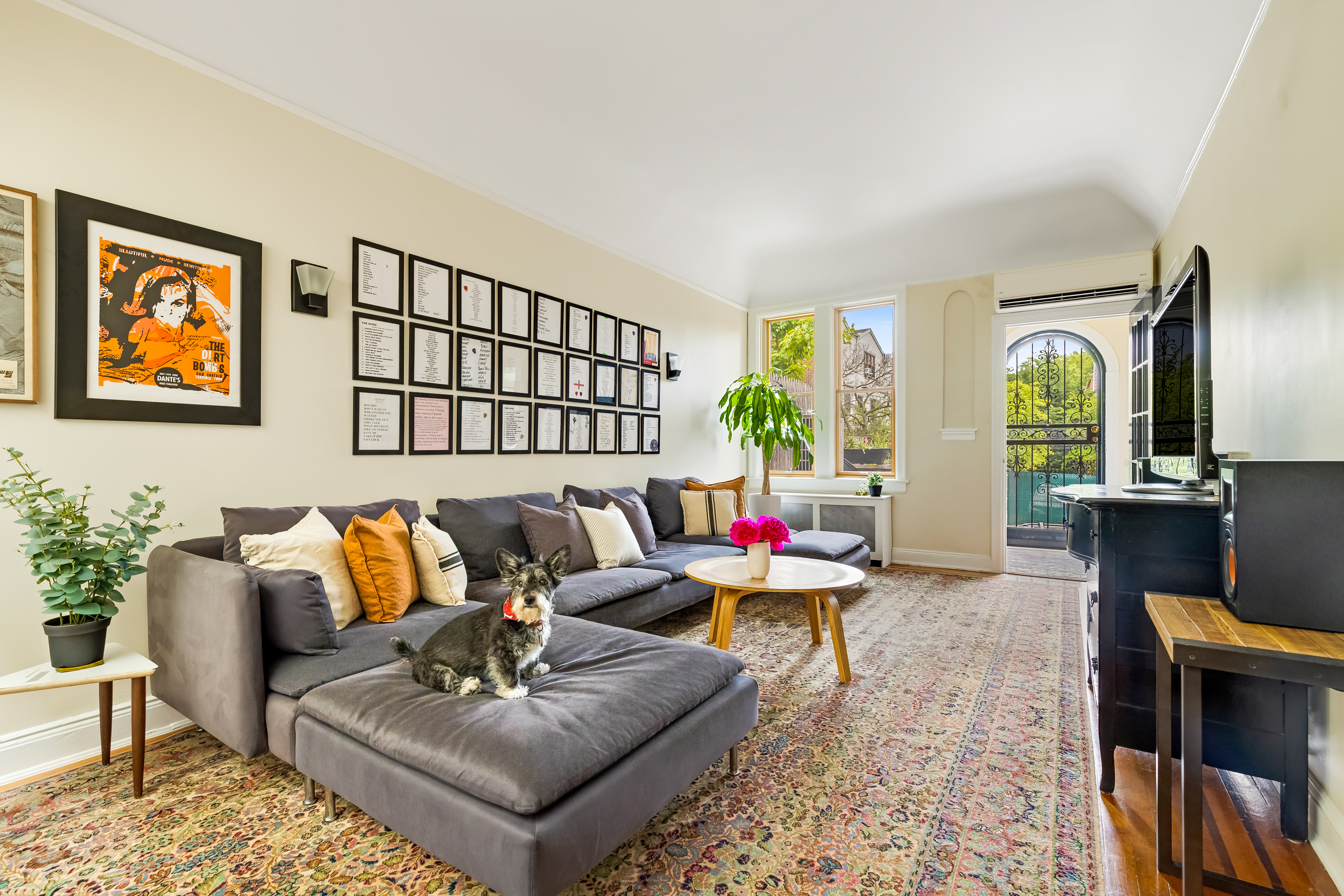 636 17th Street Brooklyn, NY 11218 - Photo 1 of 16