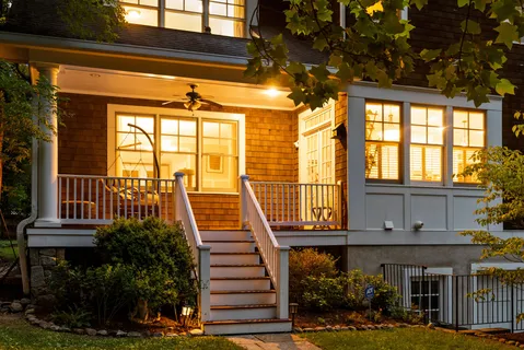 $2,295,000 | 7032 Wilson Lane, Bethesda, MD 20817