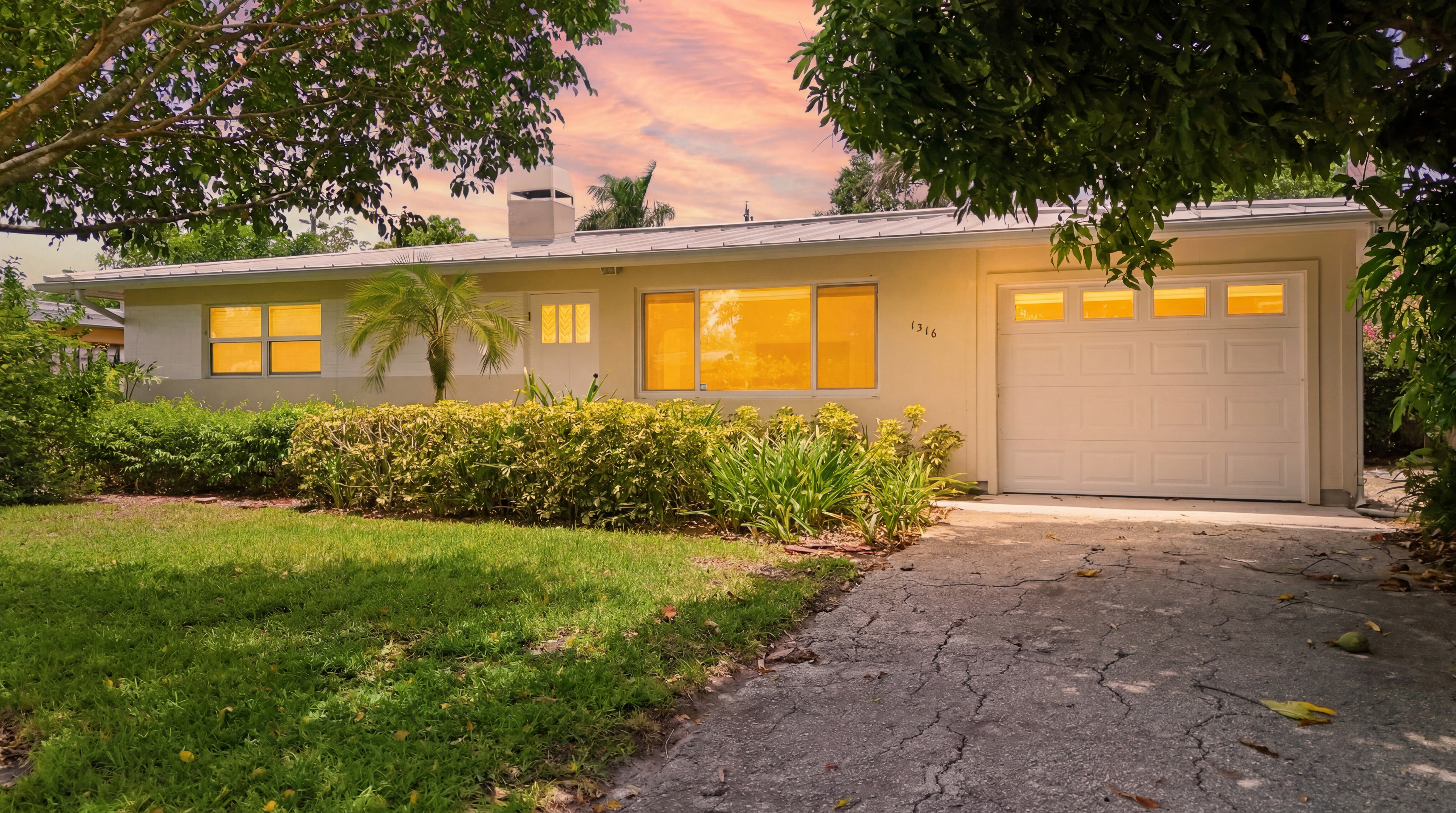 1316 Rordon Avenue Naples, FL 34103 - Photo 1 of 3