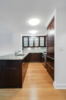 $1,095,000 | 80 Riverside Boulevard, Unit 4H | Upper West Side