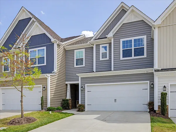 $425,000 | 1502 Farm Pond Trail, Durham, NC 27703