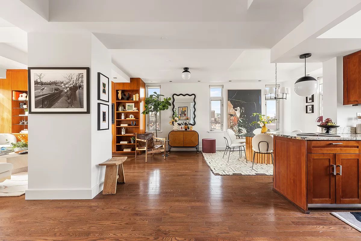 $1,600,000 | 106 West 116th Street, Unit PH13A | Harlem