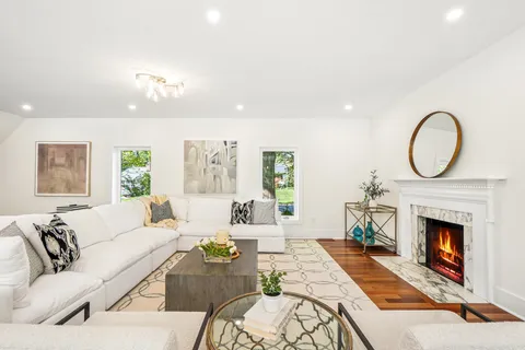 $3,299,000 | 7301 Marbury Road, Bethesda, MD 20817