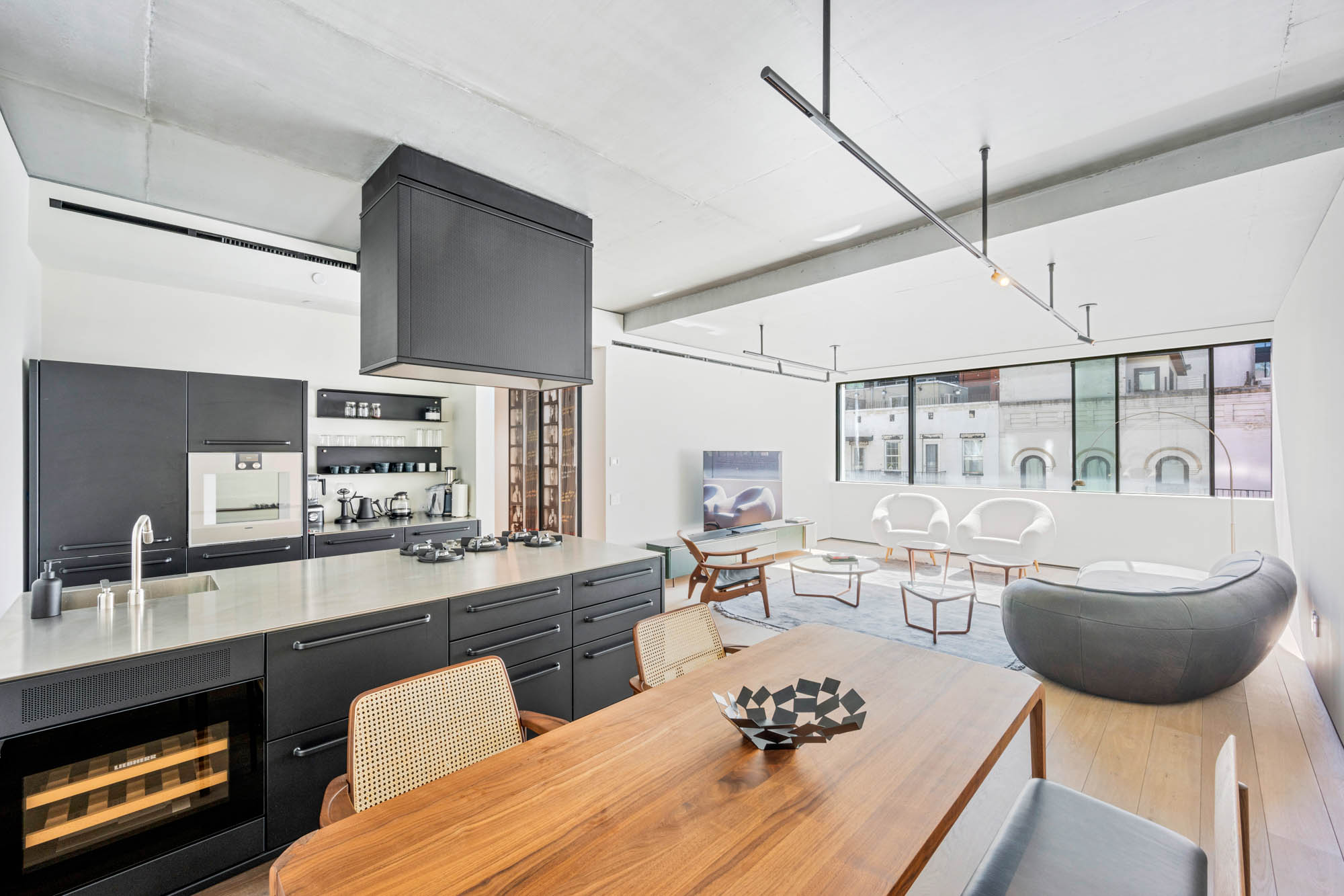 455 West 19th Street, Unit 6S Manhattan, NY 10011 - Photo 2 of 15