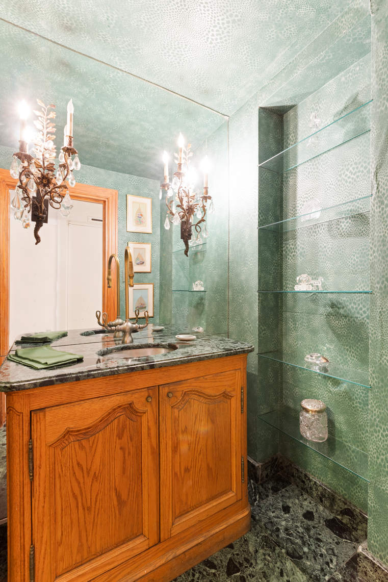 109 East 64th Street Manhattan, NY 10065 - Photo 20 of 24