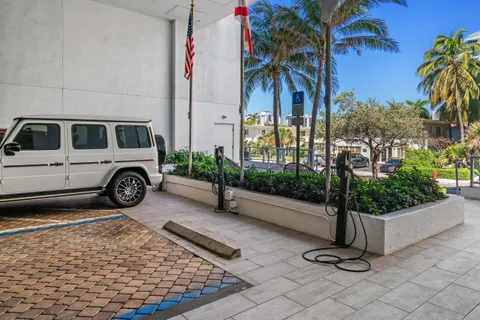 $501,900 | 551 North Fort Lauderdale Beach Boulevard, Unit R1904, Fort Lauderdale, FL 33304