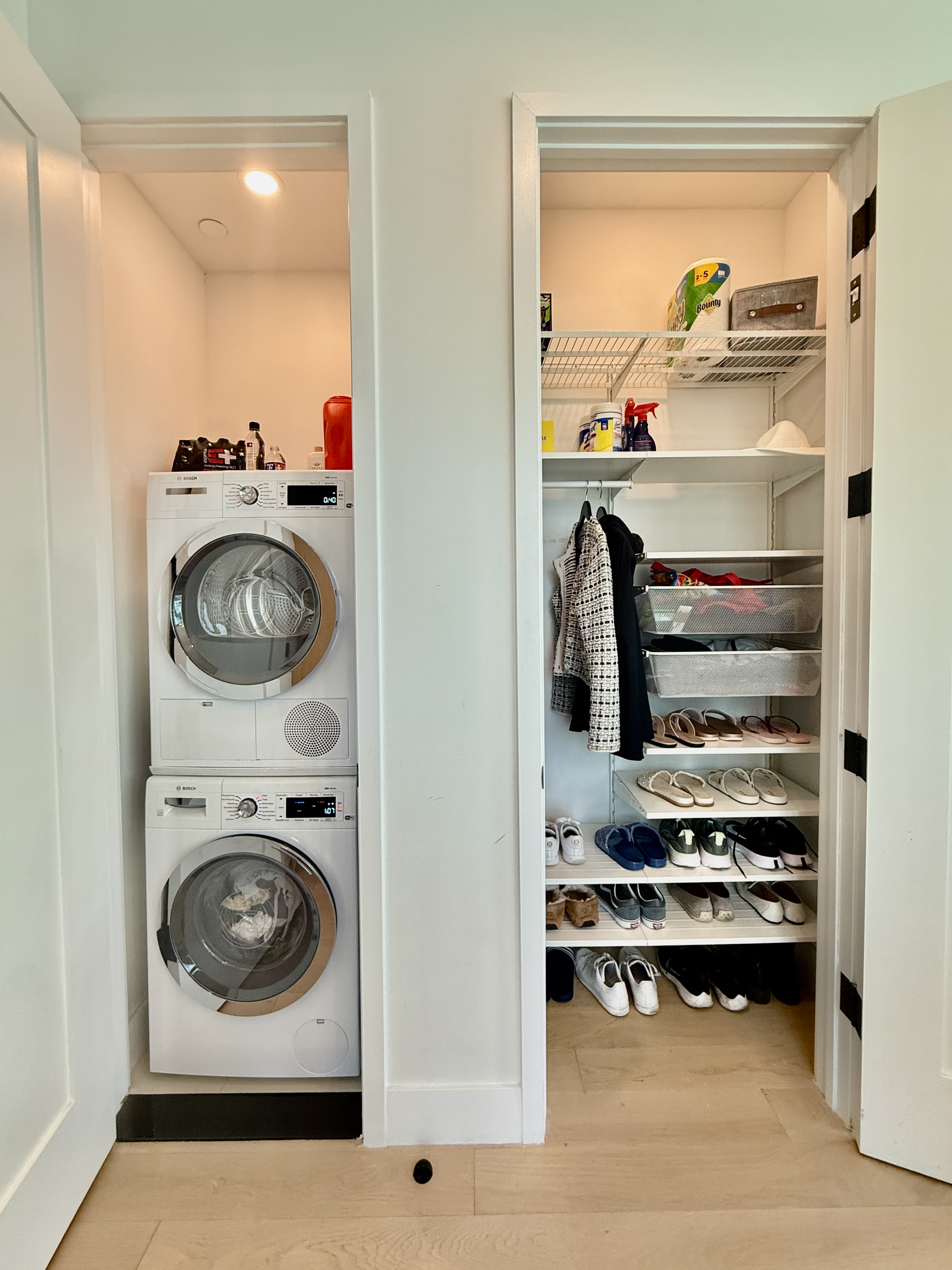 4507 Court Square, Unit 8D Queens, NY 11101 - Photo 7 of 28 a utility room with washer and dryer