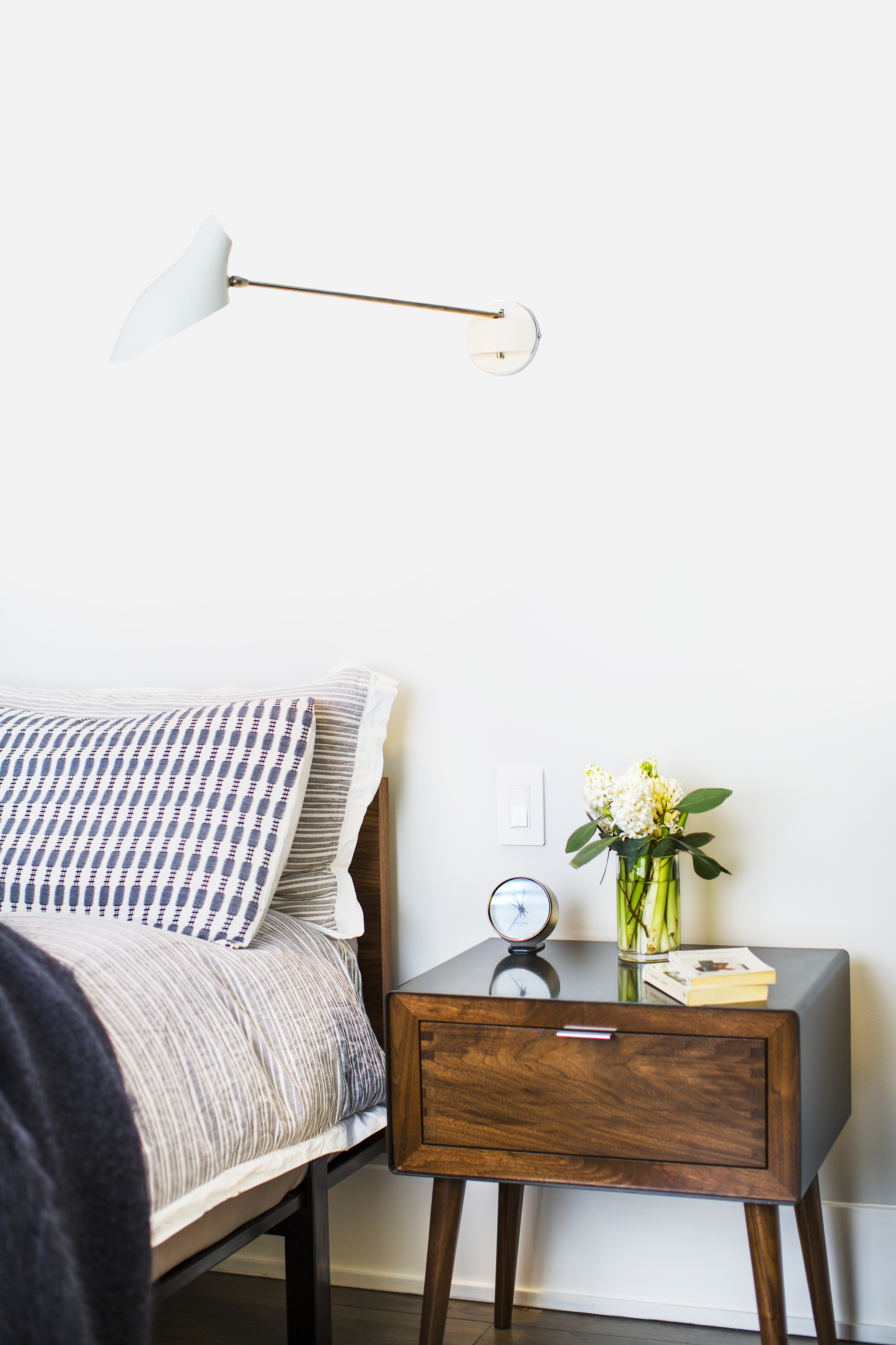 224 West 18th Street, Unit 6C Manhattan, NY 10011 - Photo 8 of 21 a workspace with furniture and a potted plant