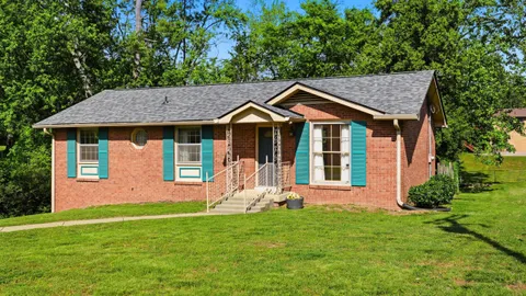 $364,000 | Des Moines Drive, Hermitage, TN 37076