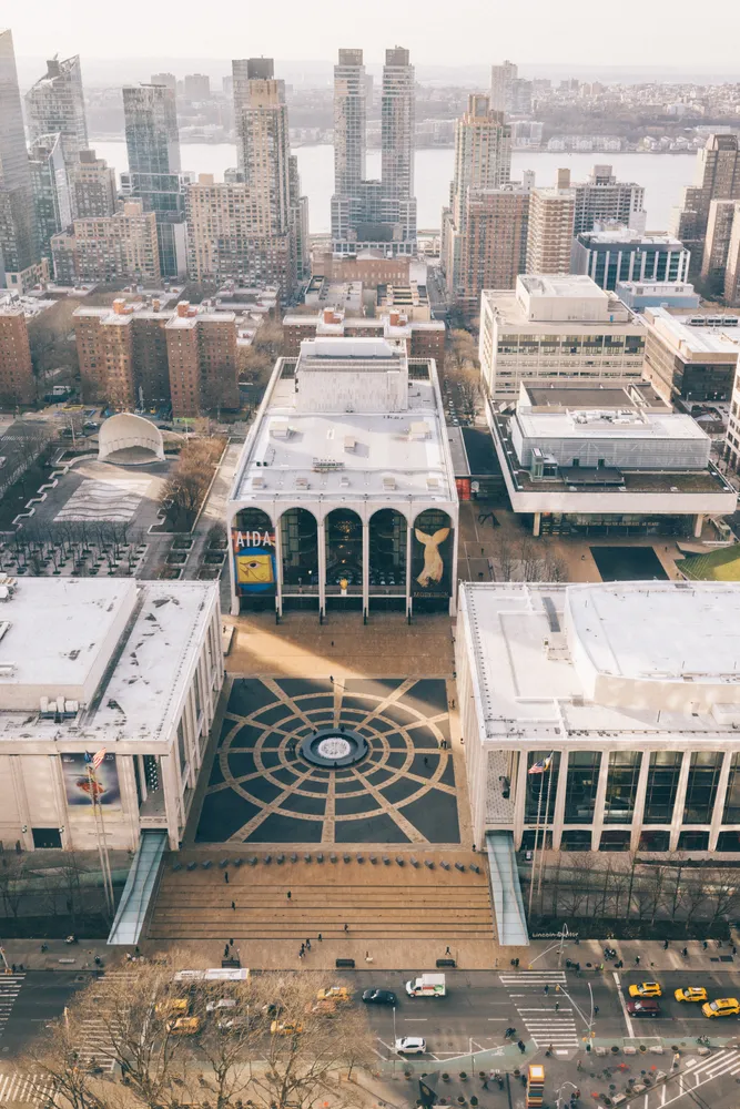 a picture of city view