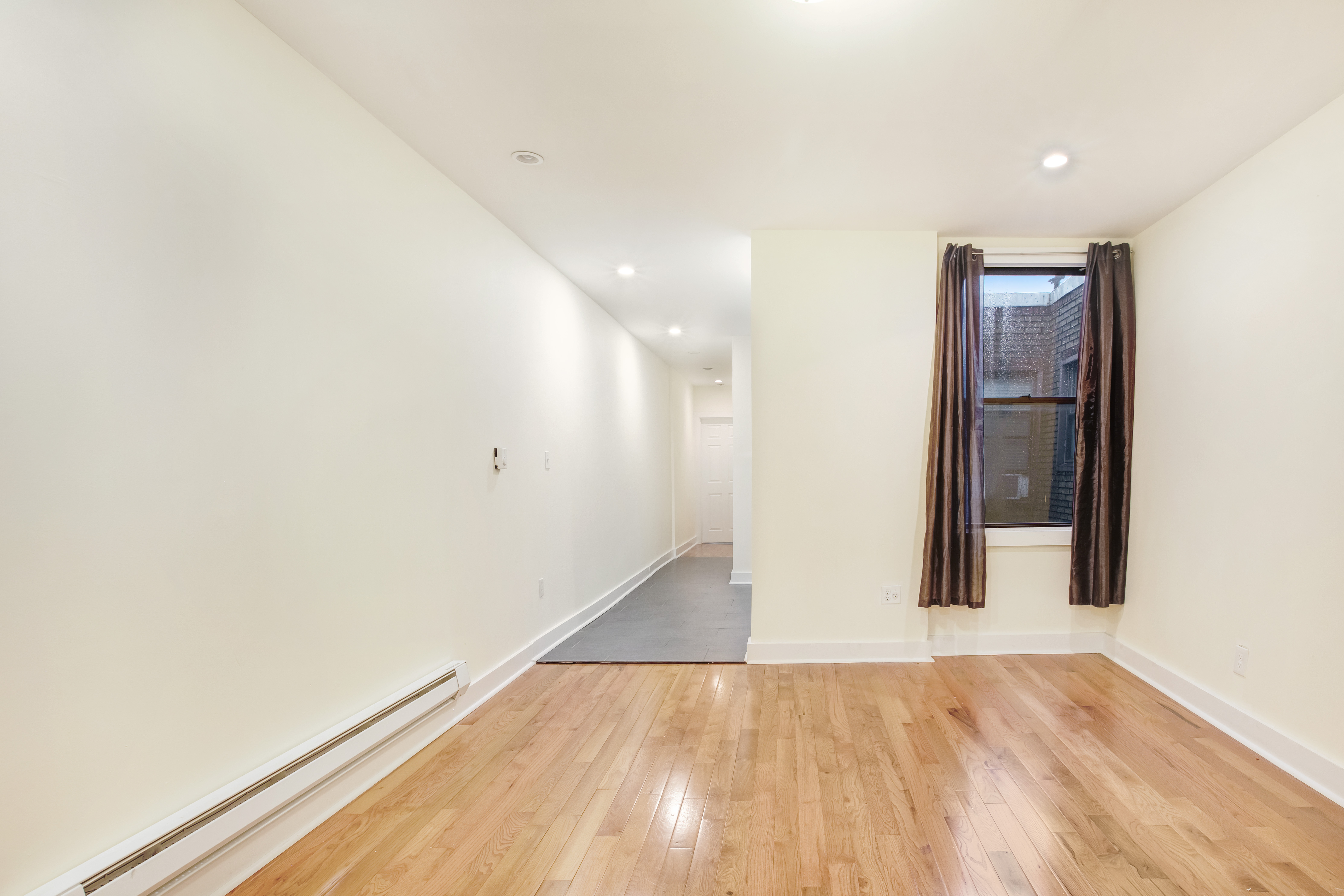 22-42 41st Street, Unit 2L Queens, NY 11105 - Photo 3 of 8