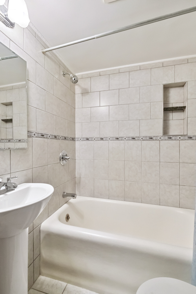 2166 Broadway, Unit 10A Manhattan, NY 10024 - Photo 7 of 10