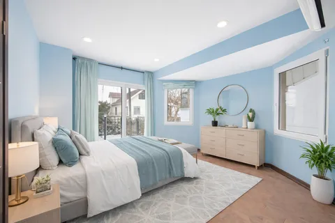 $2,495,000 | 153 Amherst Street | Manhattan Beach