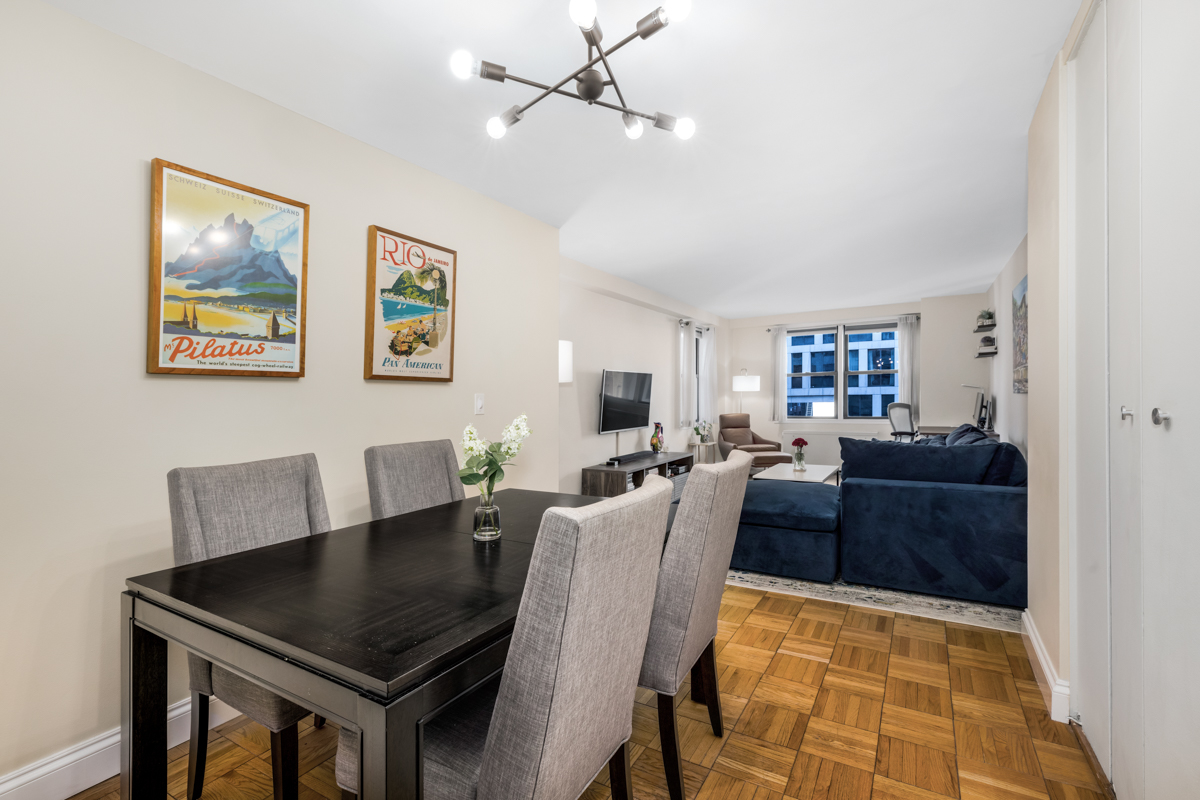 201 East 21st Street, Unit 7D Manhattan, NY 10010 - Photo 3 of 9