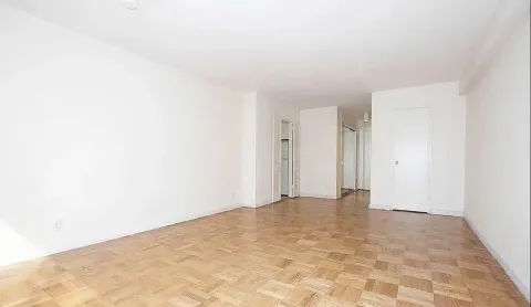$525,000 | 321 East 48th Street, Unit 8E | Midtown East