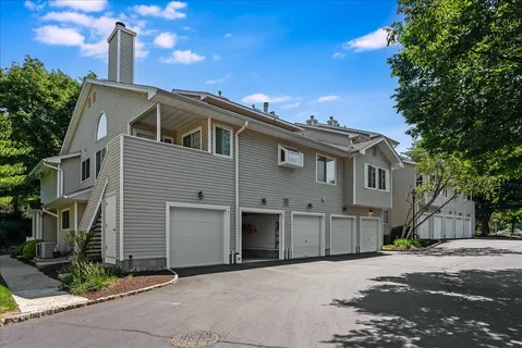 $574,900 | 52 Encampment Drive, Bedminster, NJ 07921