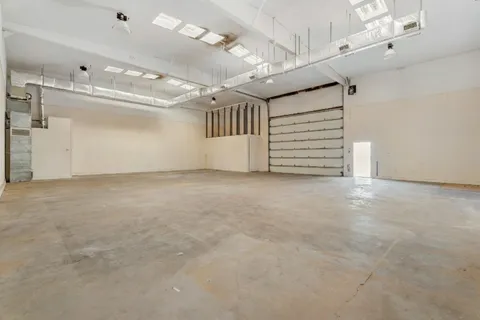 $24,750,000 | 3 Railroad Avenue, East Hampton, NY 11937