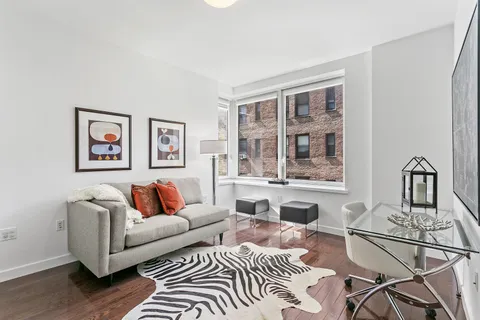 $2,195,000 | 462 West 58th Street, Unit 5A | Hell's Kitchen