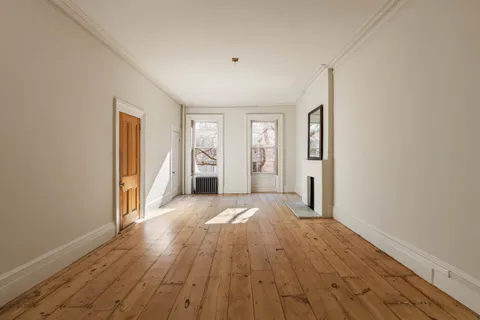 $7,995,000 | 125 West 15th Street | Chelsea