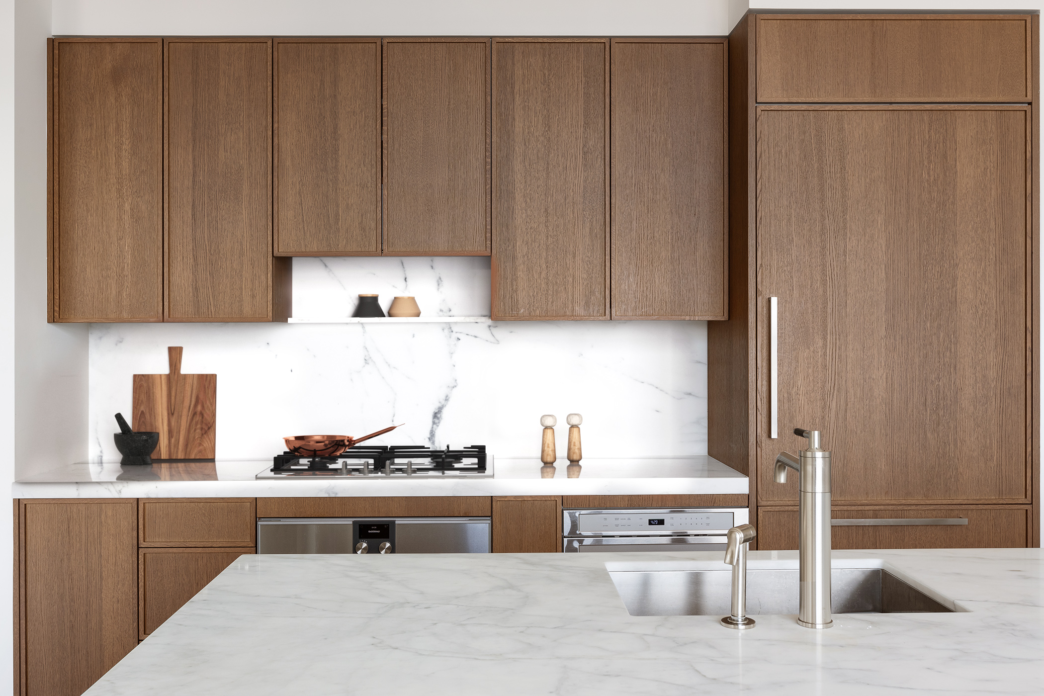 115 York Street, Unit 11C Brooklyn, NY 11201 - Photo 5 of 25 a kitchen with a sink and cabinets