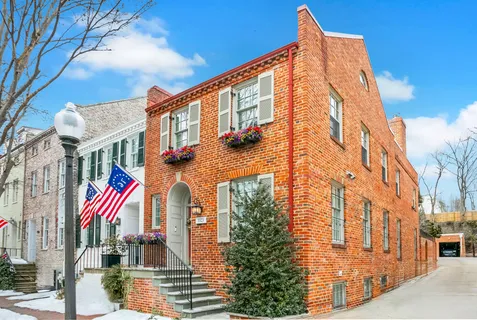 $2,950,000 | 3323 Reservoir Road Northwest, Washington, DC 20007