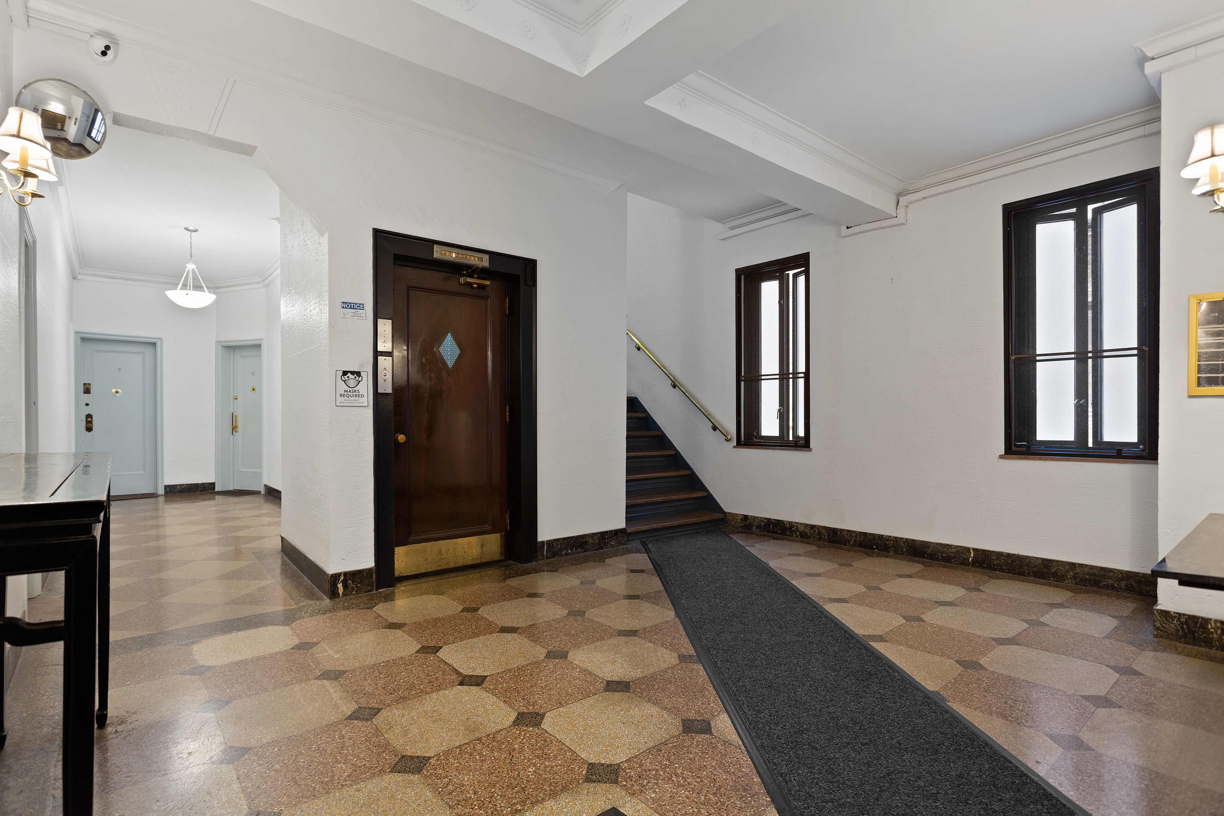 170 East 94th Street, Unit 3D Manhattan, NY 10128 - Photo 5 of 7