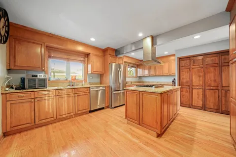 $675,000 | 5818 North Overhill Avenue, Chicago, IL 60631