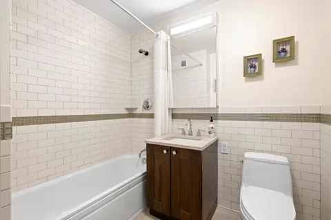 $1,250,000 | 640 West 237th Street, Unit 4C | Riverdale