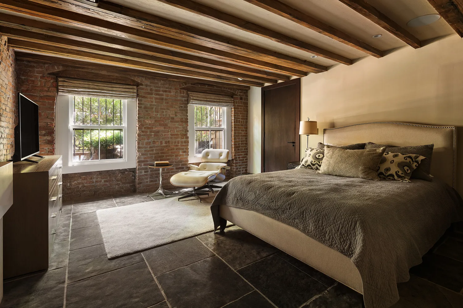 $16,995,000 | 42 Barrow Street | West Village