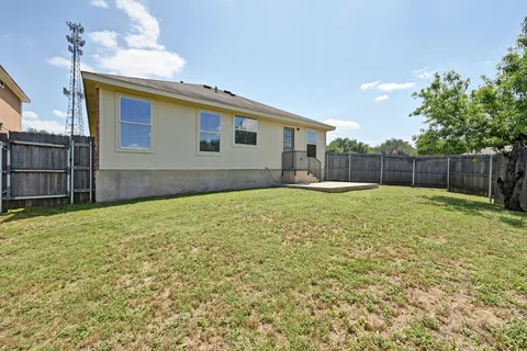 $270,000 | 250 Western Drive, Kyle, TX 78640