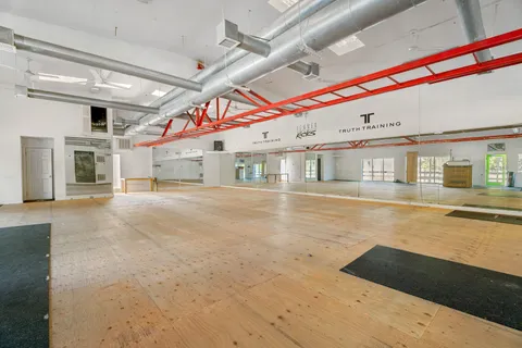 $24,750,000 | 3 Railroad Avenue, East Hampton, NY 11937