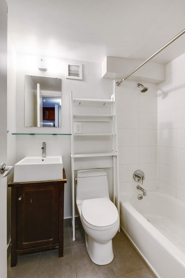 184 Thompson Street, Unit 2P Manhattan, NY 10012 - Photo 6 of 8