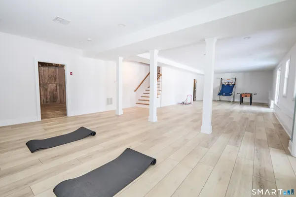 $3,000,000 | 70 Meadow Ridge Road, Fairfield, CT 06890