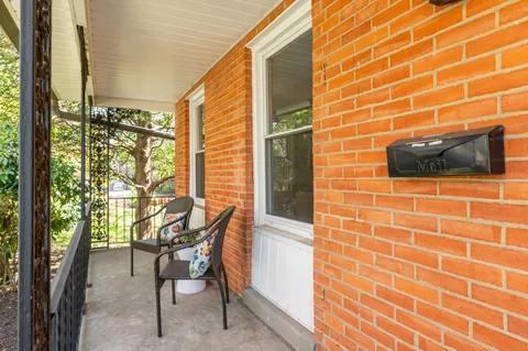 $1,750,000 | 5523 Uppingham Street, Chevy Chase, MD 20815