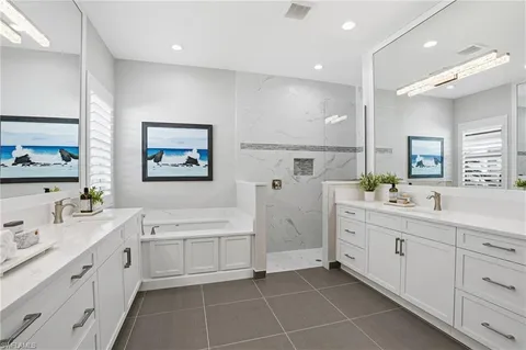 $1,675,000 | 12021 Azalea Way, Naples, FL 34120