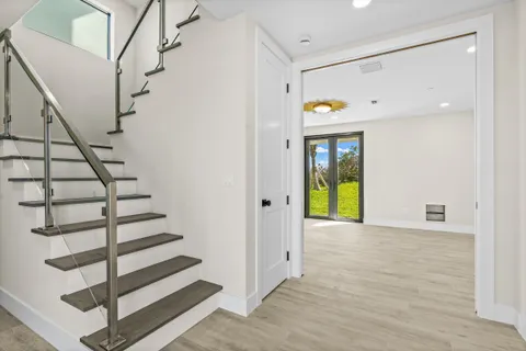 $3,950,000 | 422 South Ocean Drive, Hutchinson Island, FL 34949